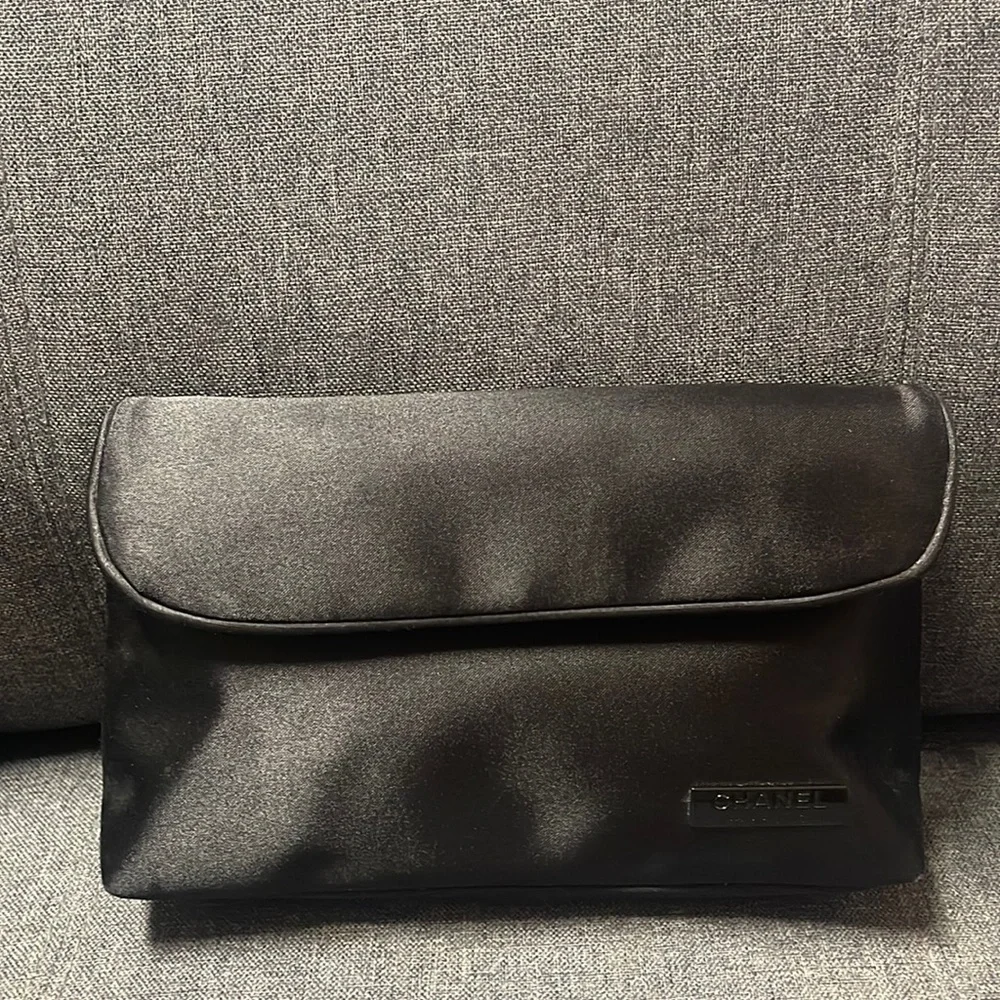 Chanel Satin Flap Cosmetic Bag - Picture 4 of 11